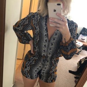 Novella Royale romper